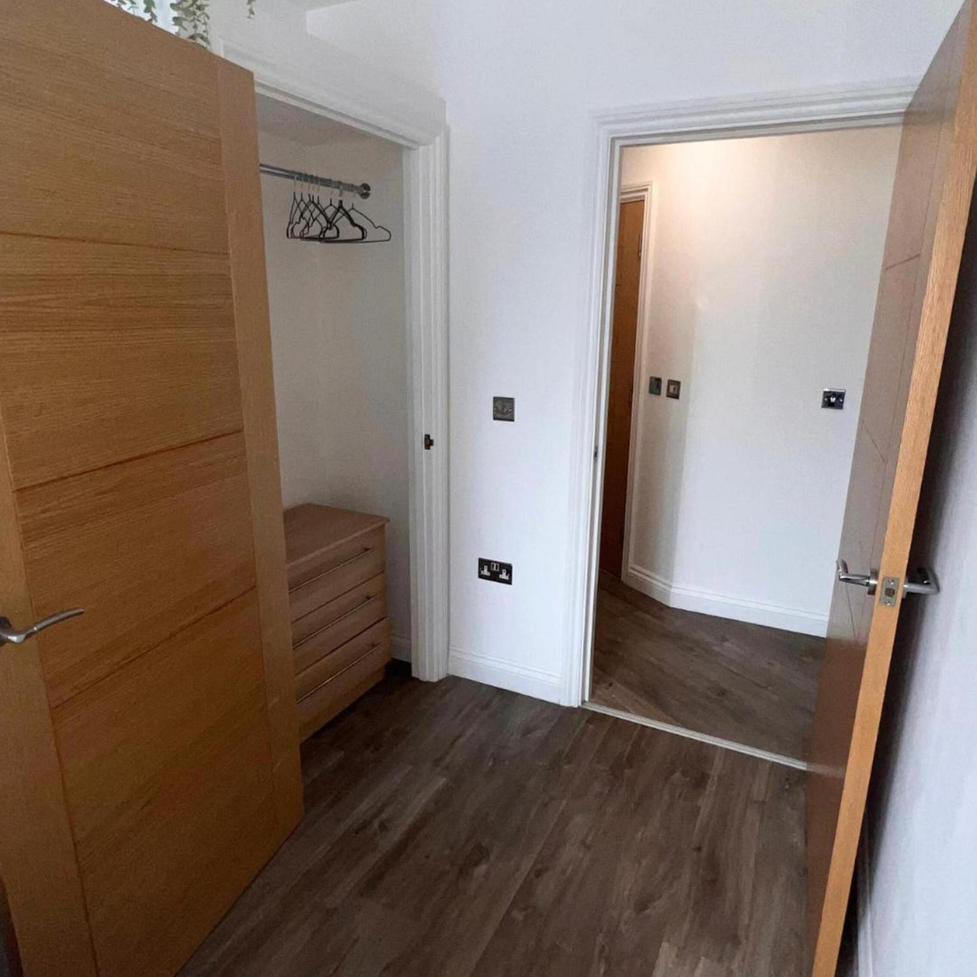 Retreat - Modern 2 Bed Apartment *