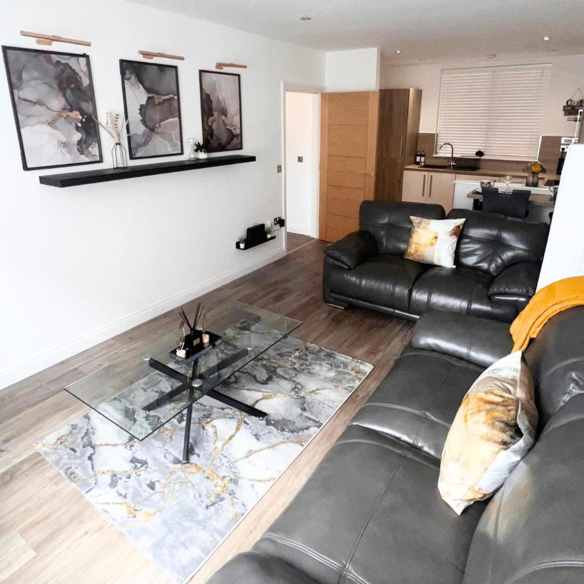 Retreat - Modern 2 Bed *