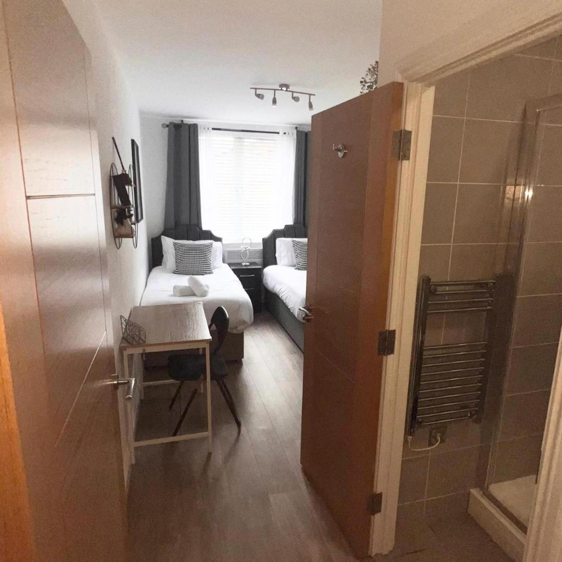 Apartment Retreat - Modern 2 Bed *