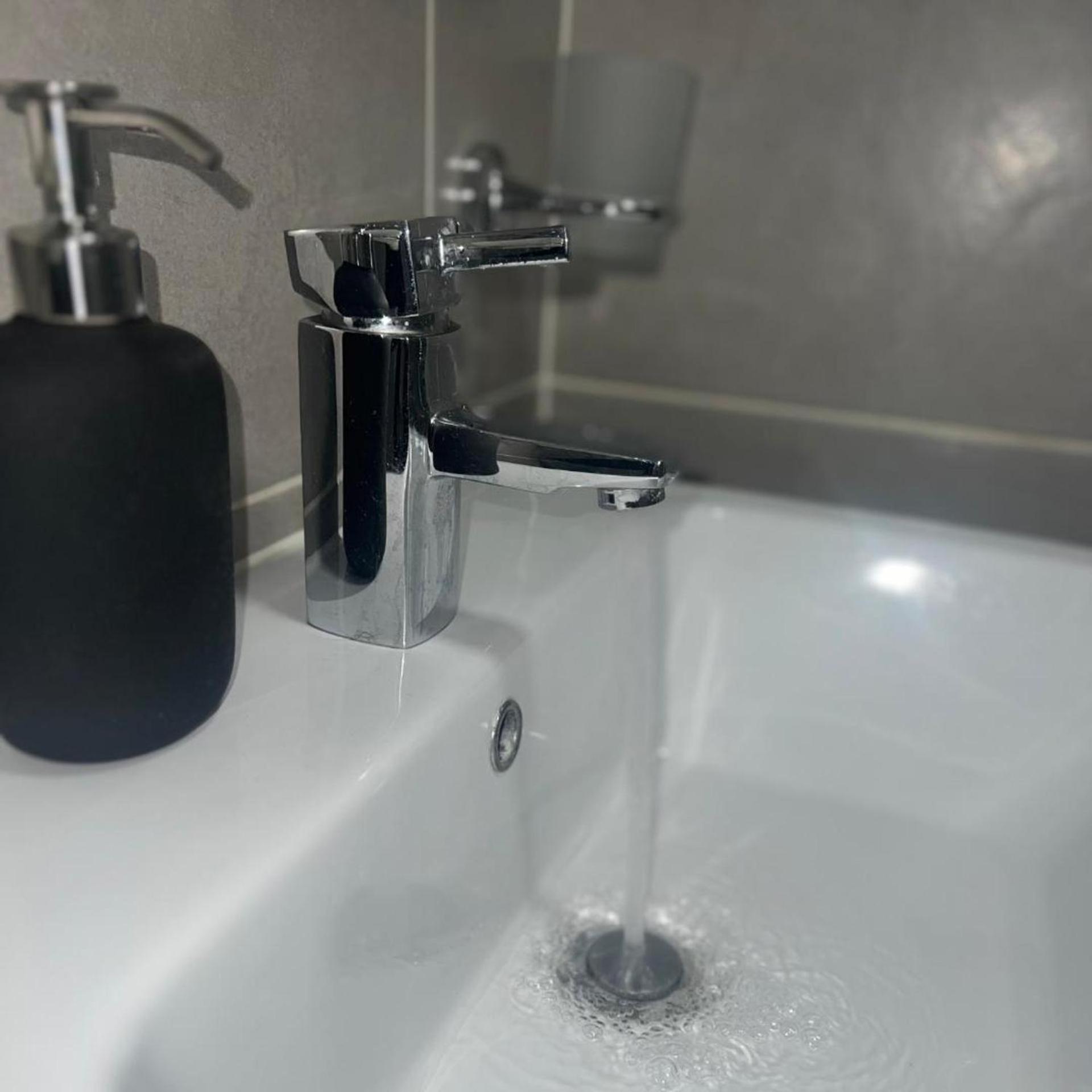 Retreat - Modern 2 Bed Apartment