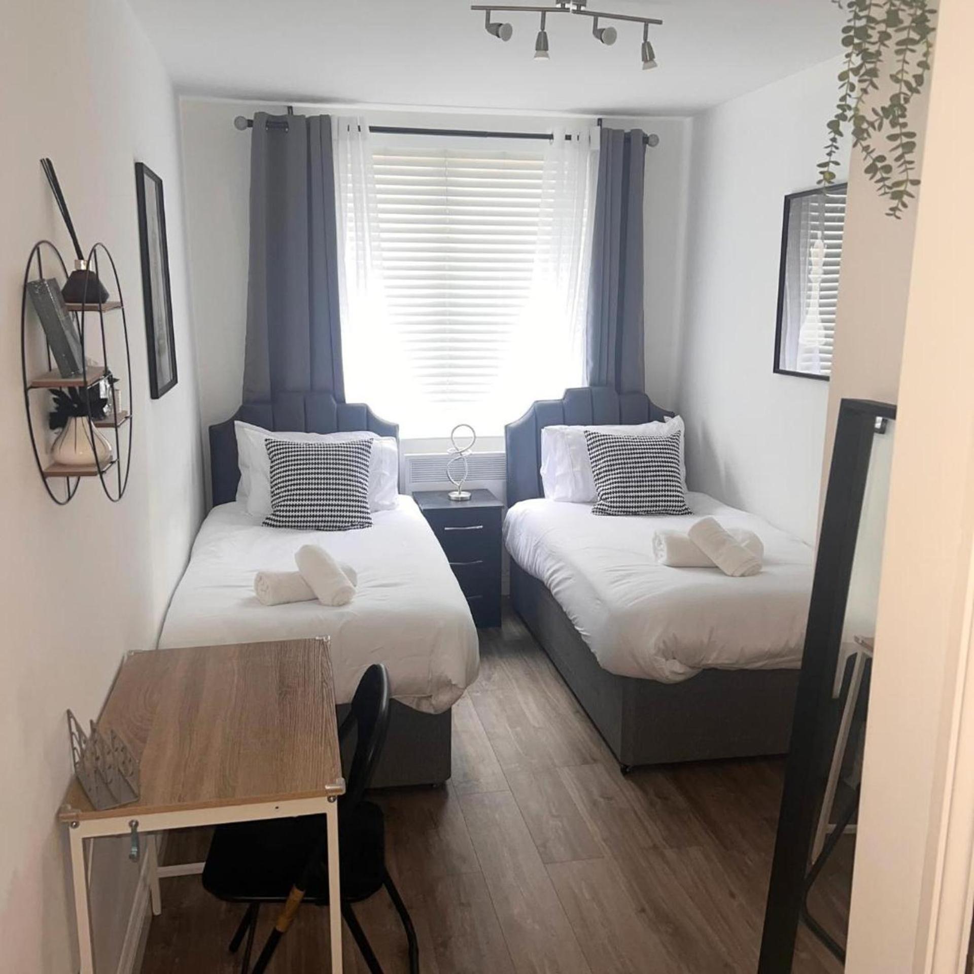 Retreat - Modern 2 Bed Apartment Birmingham