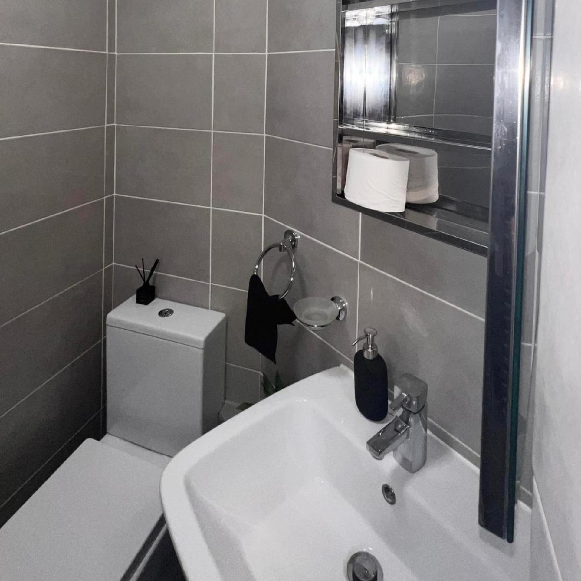 Retreat - Modern 2 Bed * Birmingham