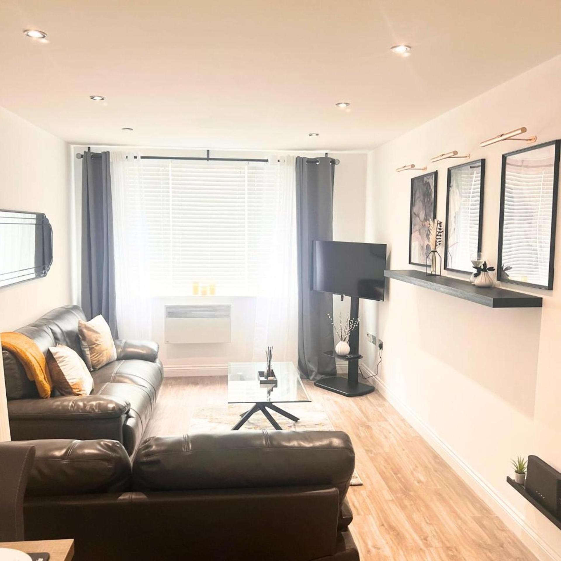 Retreat - Modern 2 Bed
